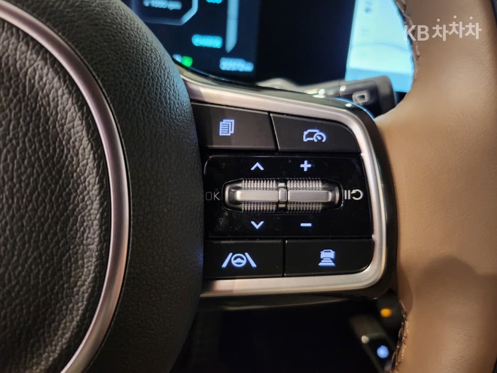 Киа The New (фейслифт) Sorento Хибрид MQ41.6T HEV 4x4 Signature - 16