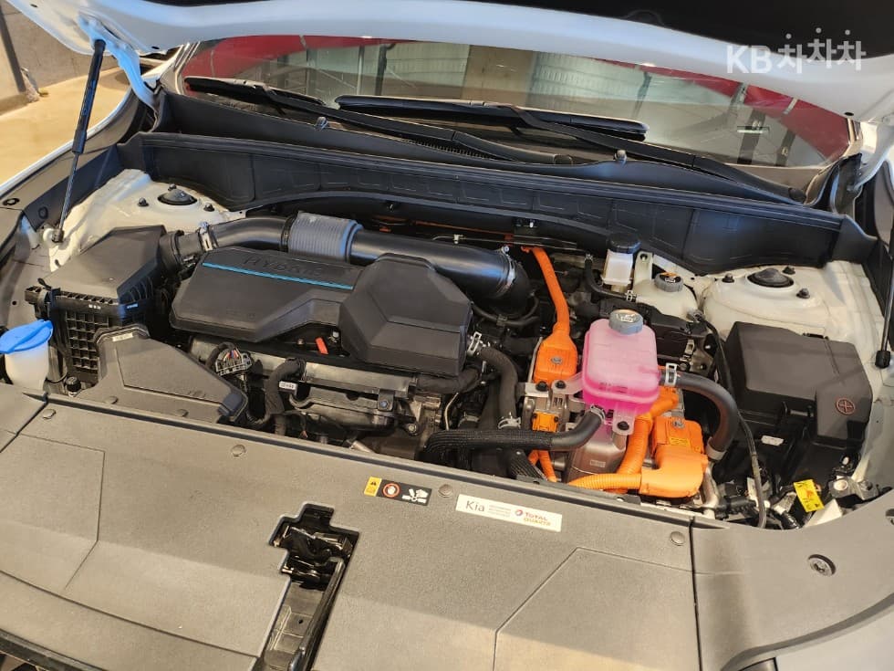 Киа The New (фейслифт) Sorento Хибрид MQ41.6T HEV 4x4 Signature - 29