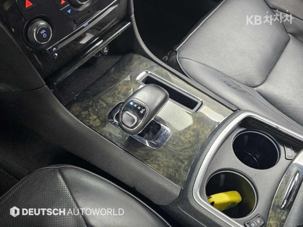 크라이슬러 The New (фейслифт) 300C3.6 - 9