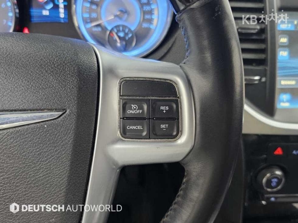 크라이슬러 The New (фейслифт) 300C3.6 - 17