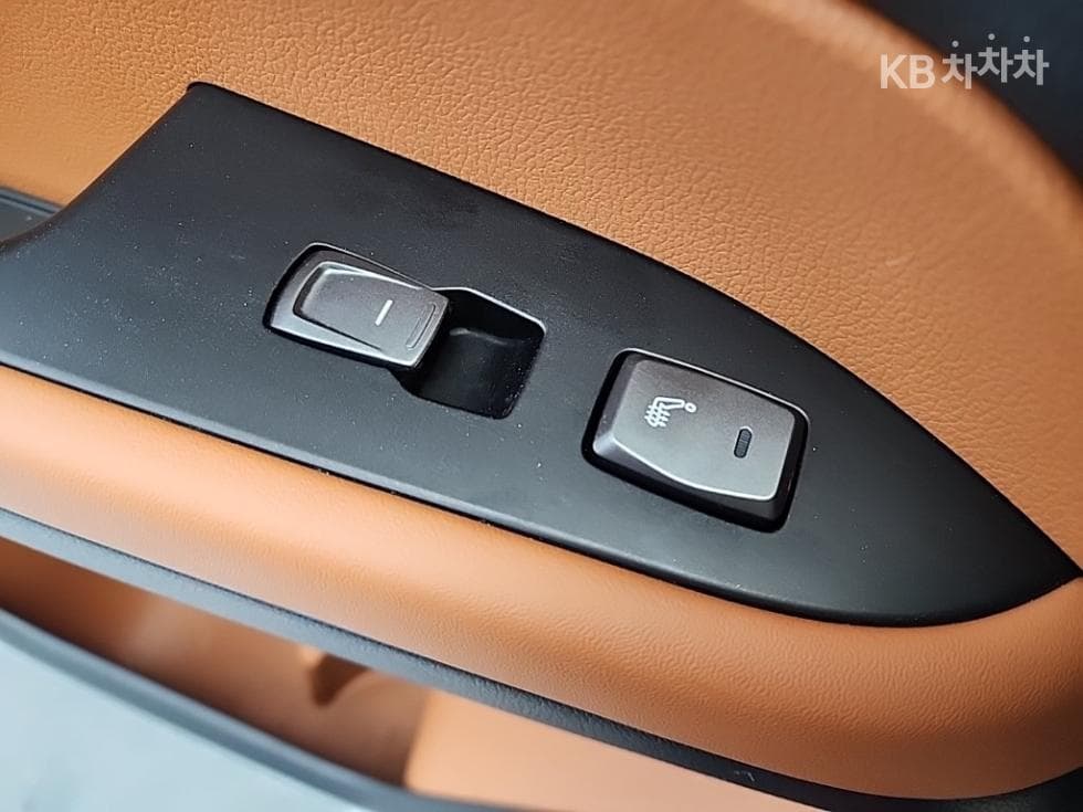 KG Mobility The New (facelift) Rexton Sports Khan2.2 4WD 익스페디션 - 15