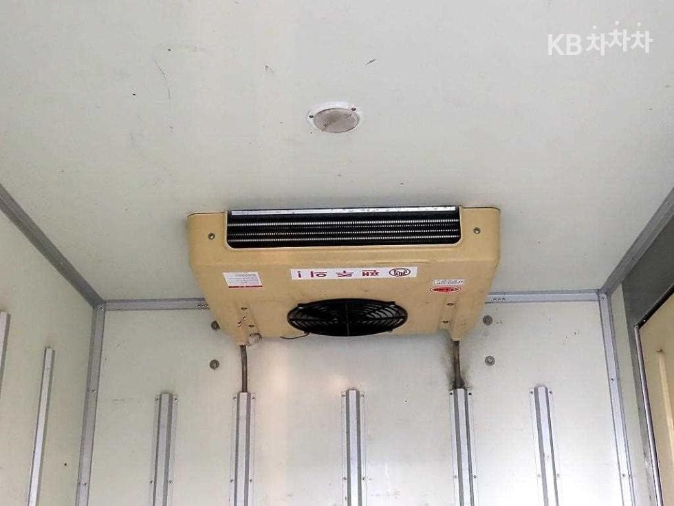 Kia Bongo 3 (light truck)1 Ton 냉장Top (Cargo)차 Extra Long 표준형 King Cab Luxury - 6