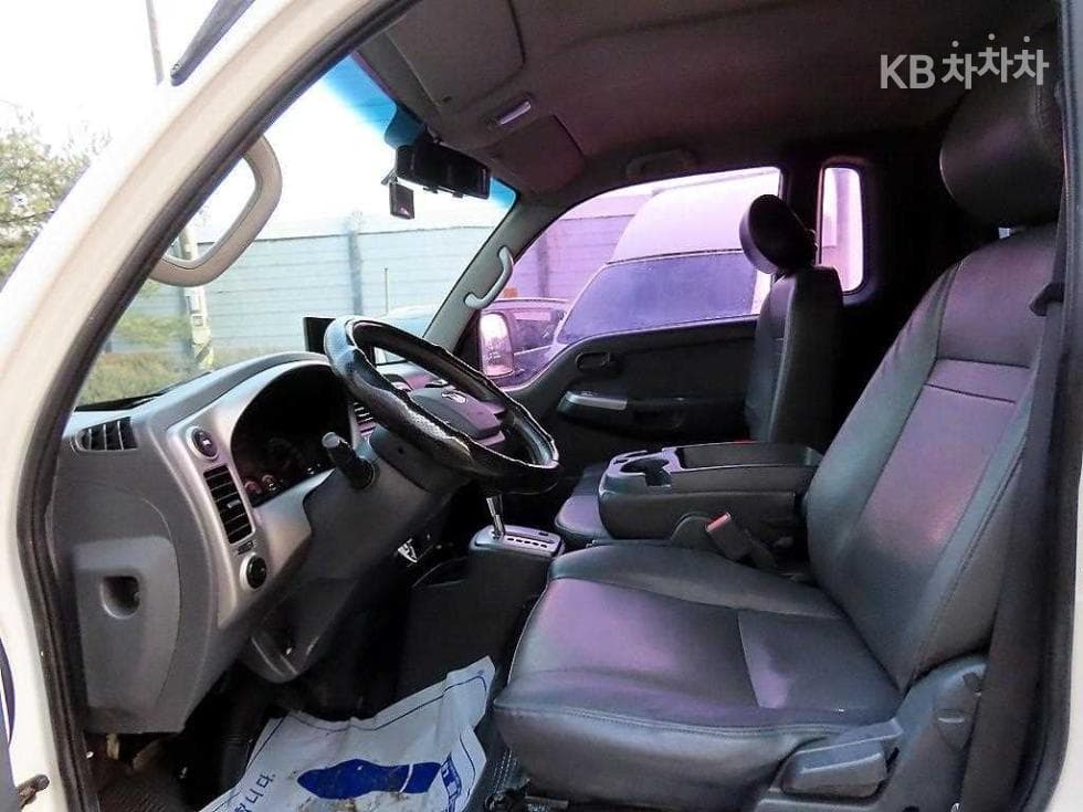 Kia Bongo 3 (light truck)1 Ton 냉장Top (Cargo)차 Extra Long 표준형 King Cab Luxury - 8