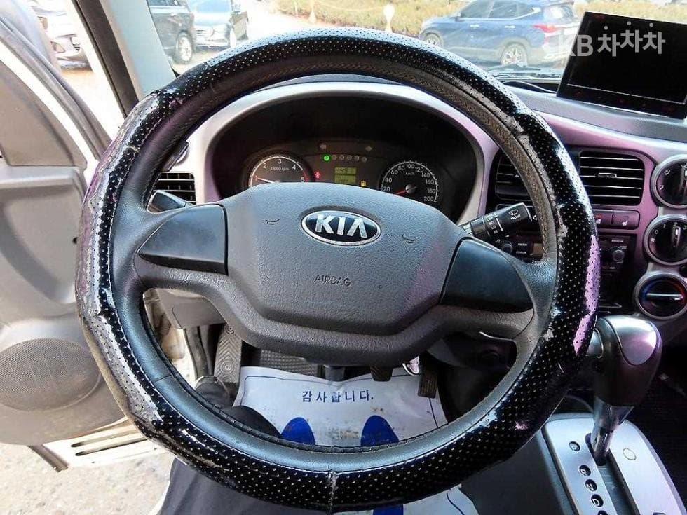 Kia Bongo 3 (light truck)1 Ton 냉장Top (Cargo)차 Extra Long 표준형 King Cab Luxury - 10