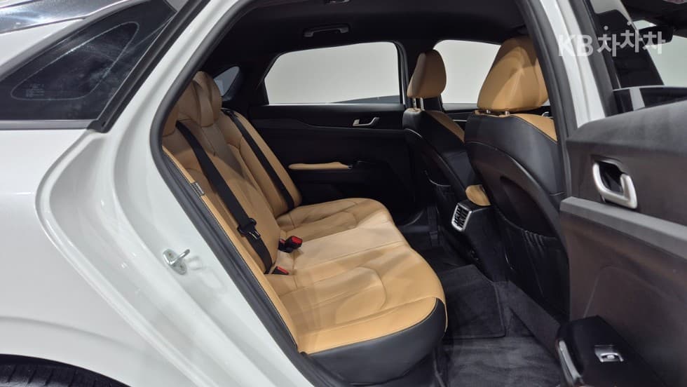 Киа K5 Хибрид 3-토 поколение2.0 HEV Престиж - 9