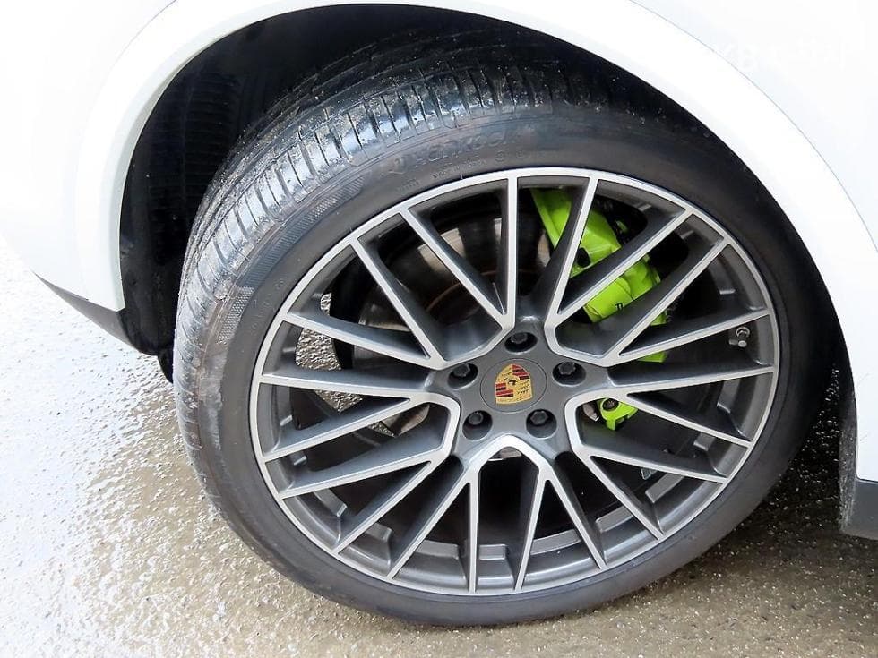 Porsche Cayenne(9Y0)3.0 E-Hybrid Coupe Стандартен - 20