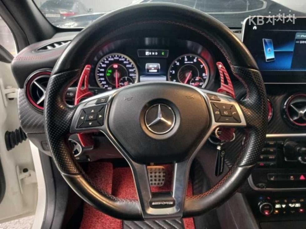 Mercedes-Benz A클래스A45 AMG - 11