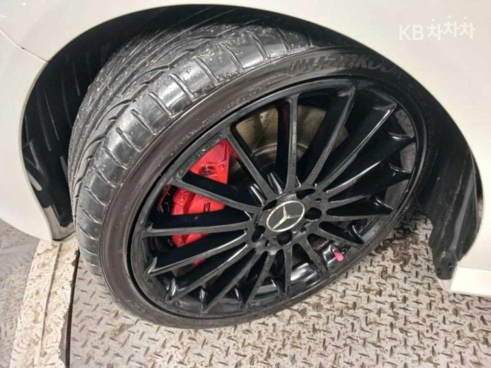 Mercedes-Benz A클래스A45 AMG - 20