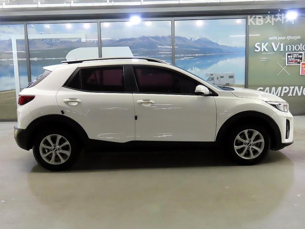 Kia StonicDiesel 1.6 VGT Deluxe - 3