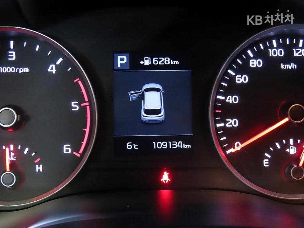 Kia StonicDiesel 1.6 VGT Deluxe - 9