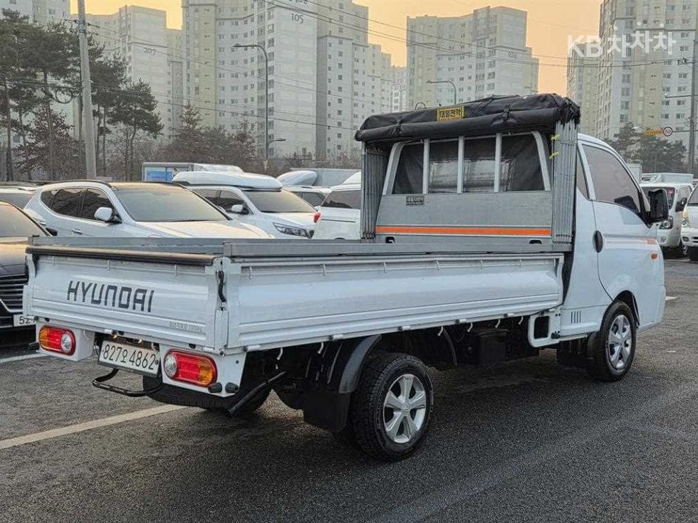 Хюндай Porter 2Удължено междуосие Super Cab CRDi DLX Стандартен - 2