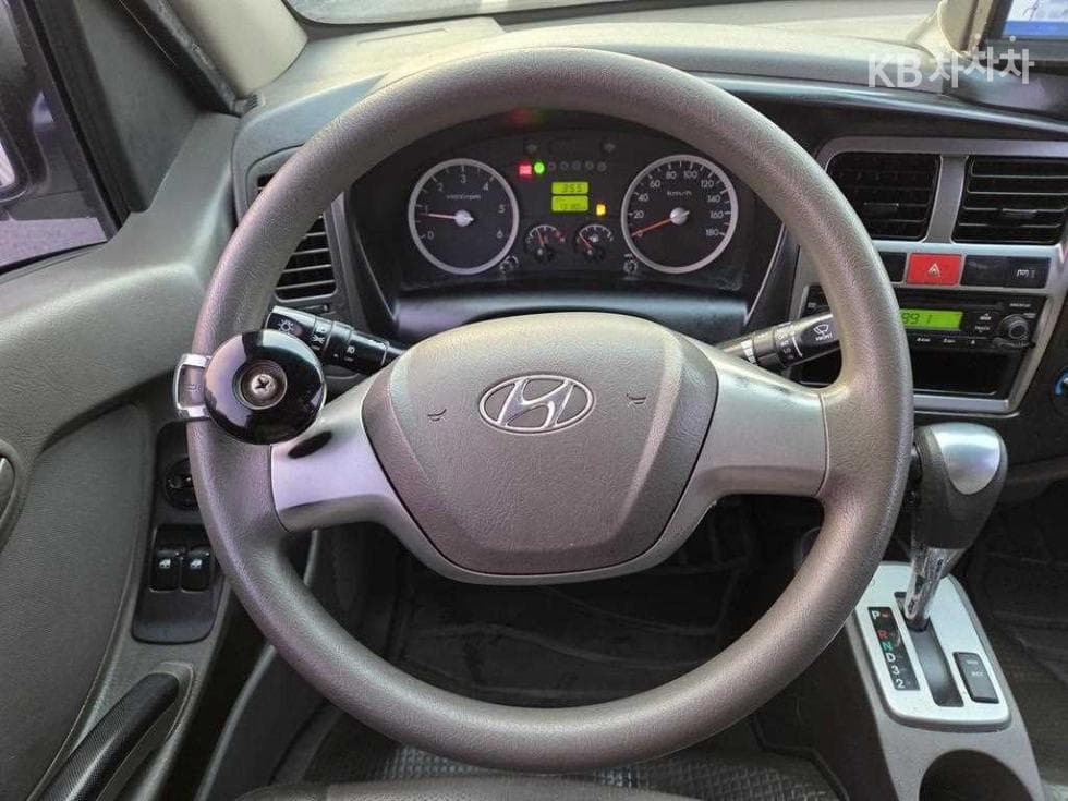 Хюндай Porter 2Удължено междуосие Super Cab CRDi DLX Стандартен - 15