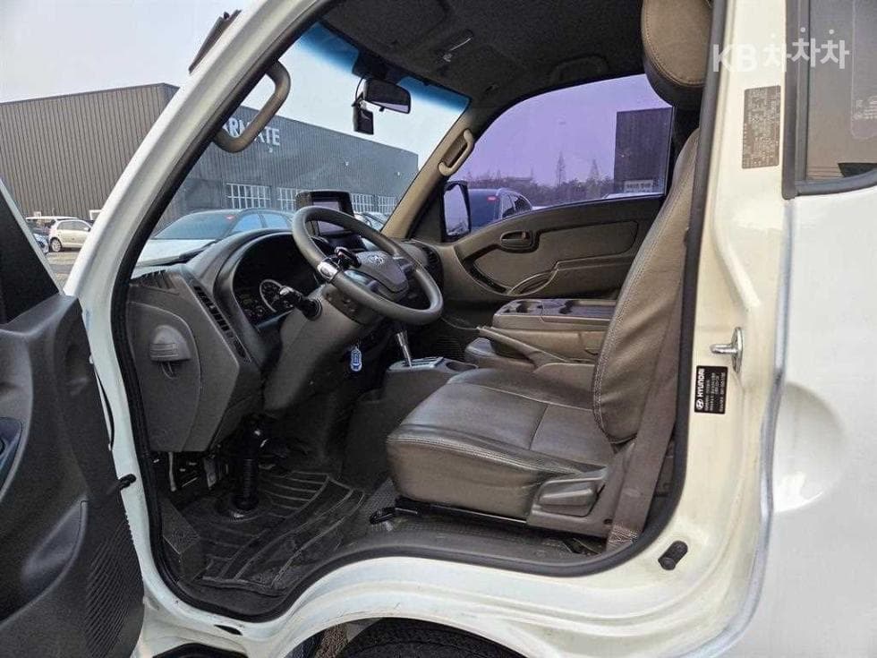 Хюндай Porter 2Удължено междуосие Super Cab CRDi DLX Стандартен - 17