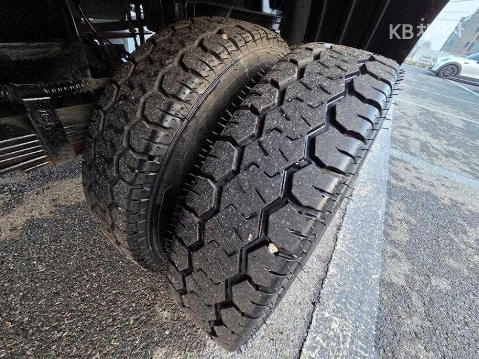 Хюндай Porter 2Удължено междуосие Super Cab CRDi DLX Стандартен - 20