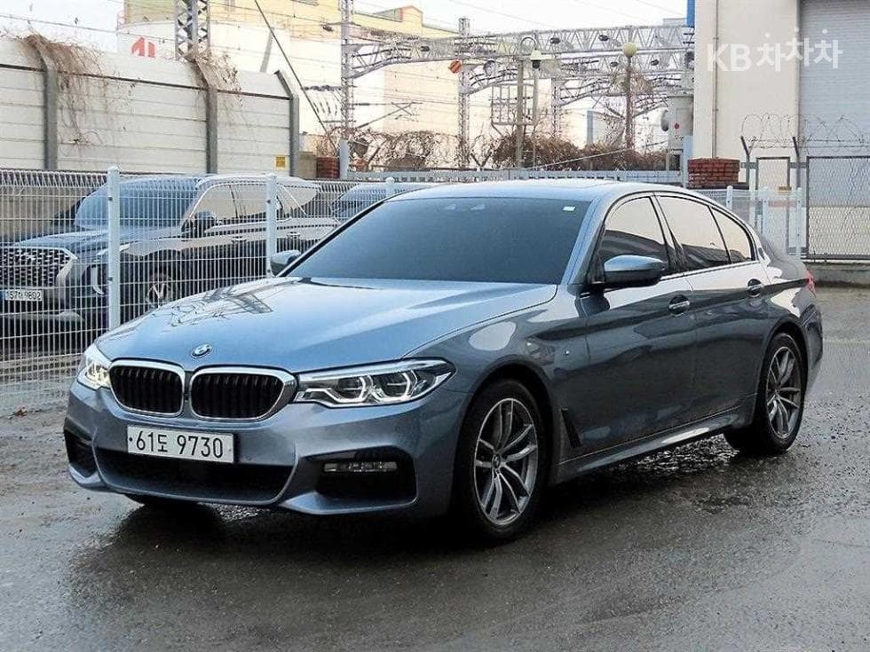 BMW 올Нов5 Серия (G30) 530i M Sport Plus - Image 1