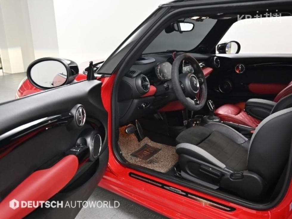 Мини Cooper 3도어S 2.0 JCW Стандартен - 11