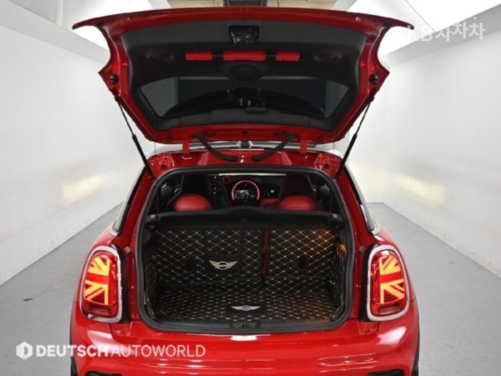 Мини Cooper 3도어S 2.0 JCW Стандартен - 20