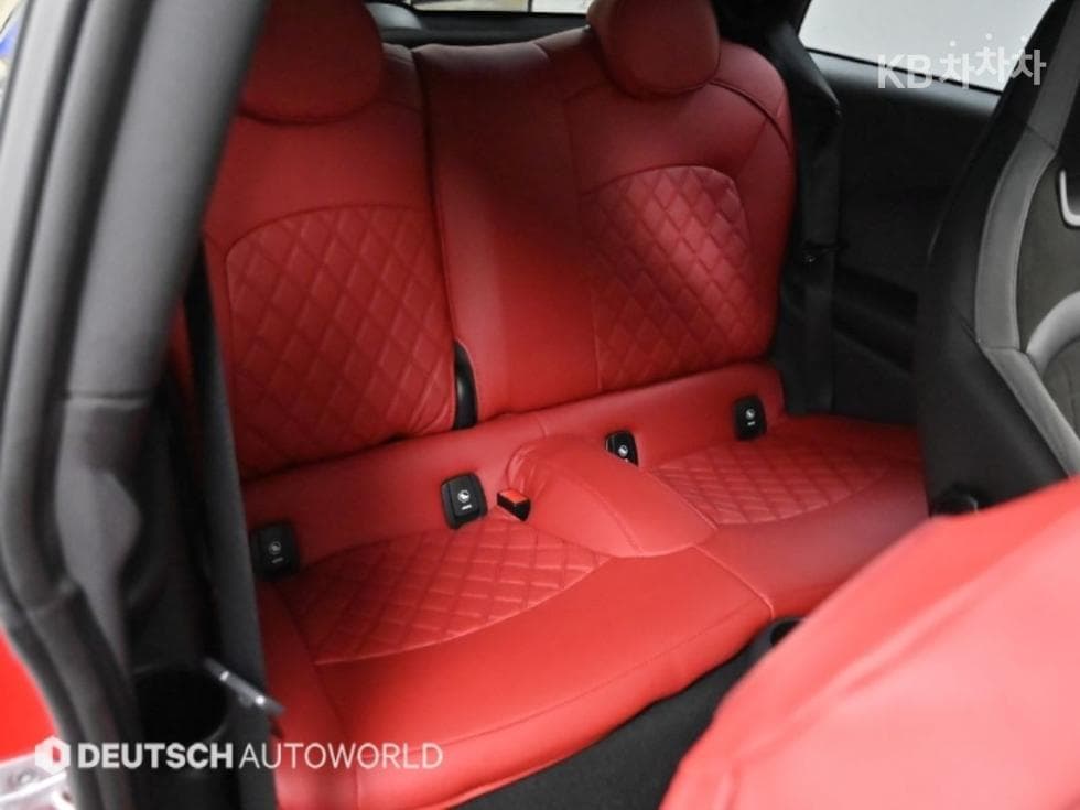 Мини Cooper 3도어S 2.0 JCW Стандартен - 12