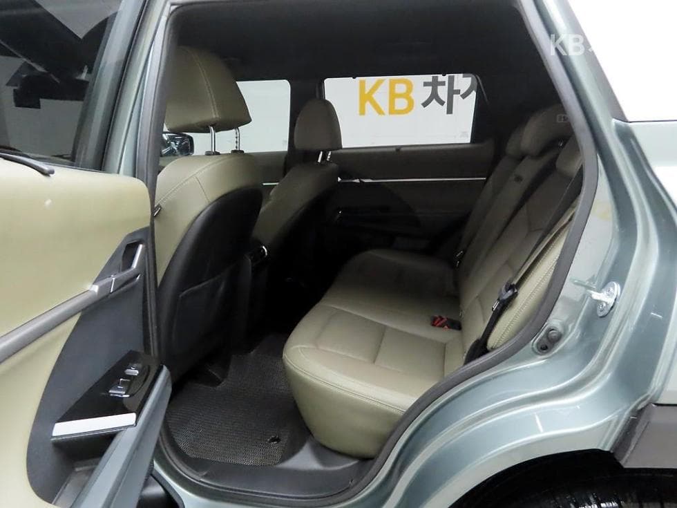 КейДжи Мобилити 토레스(J100)1.5 GDI Турбо T7 - 13