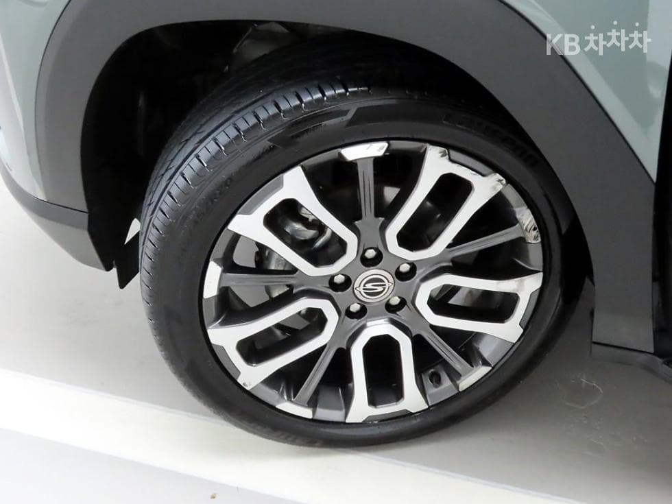 КейДжи Мобилити 토레스(J100)1.5 GDI Турбо T7 - 19