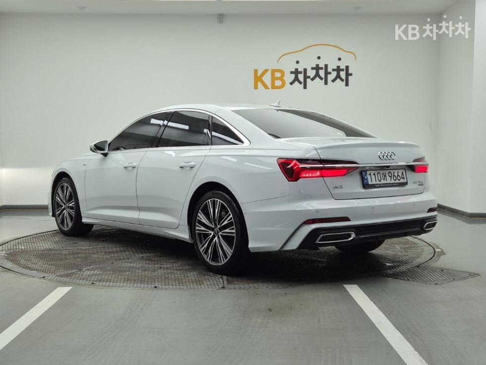 Audi A6(C8)45 TFSI Quattro Standard - 3
