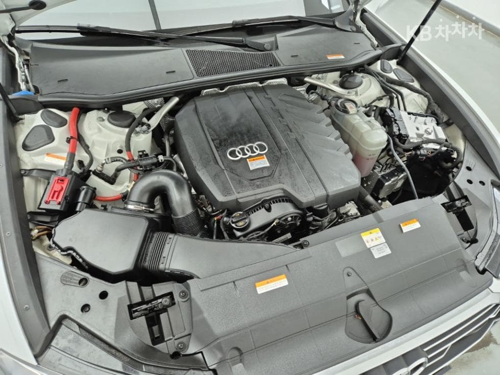 Audi A6(C8)45 TFSI Quattro Standard - 6