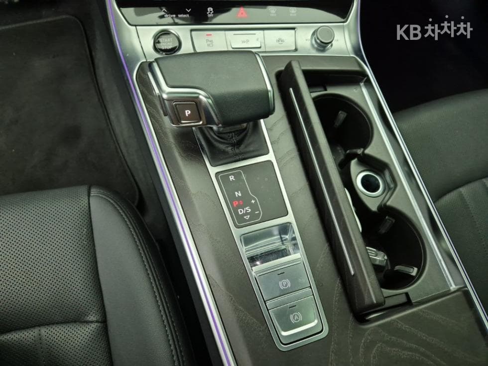 Audi A6(C8)45 TFSI Quattro Standard - 8