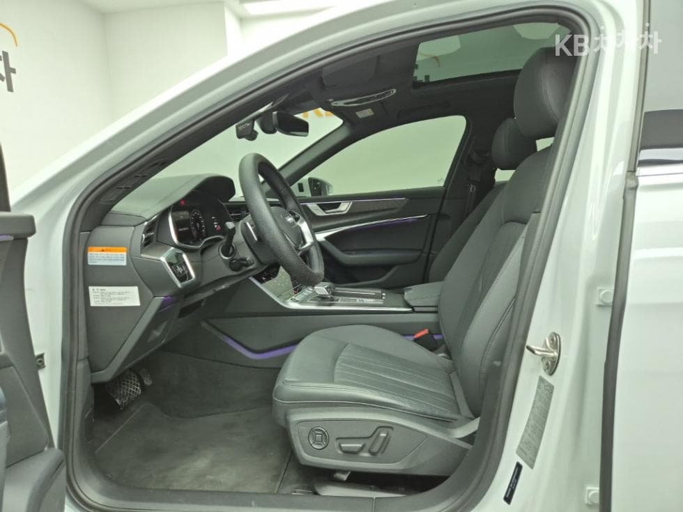 Audi A6(C8)45 TFSI Quattro Standard - 11