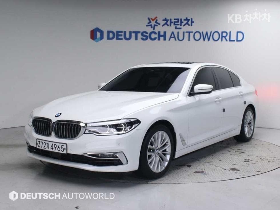 BMW 올New5 Series (G30) 520d Luxury Plus - Image 1