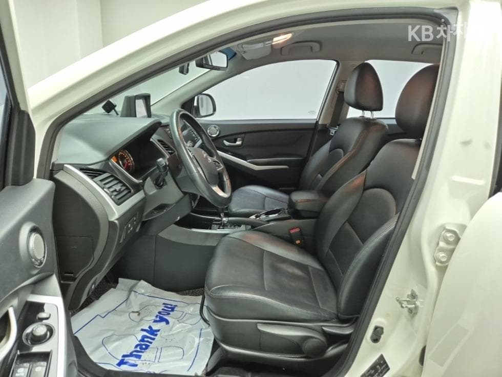 КейДжи Мобилити Нов Стил 코란도 C2.2 RX 2WD Висок клас - 11