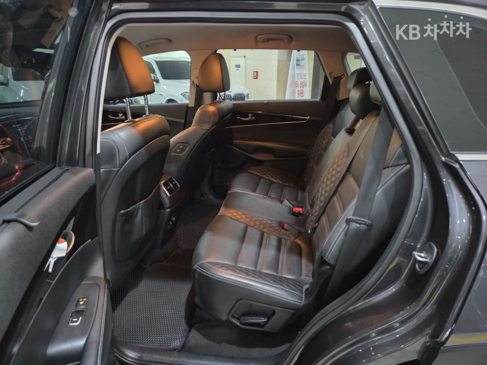 Киа The New (фейслифт) Sorento2.2 Дизел 4x4 마스터 - 7