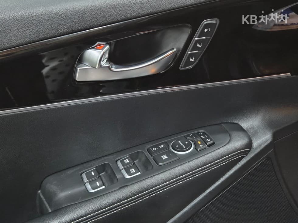 Киа The New (фейслифт) Sorento2.2 Дизел 4x4 마스터 - 15