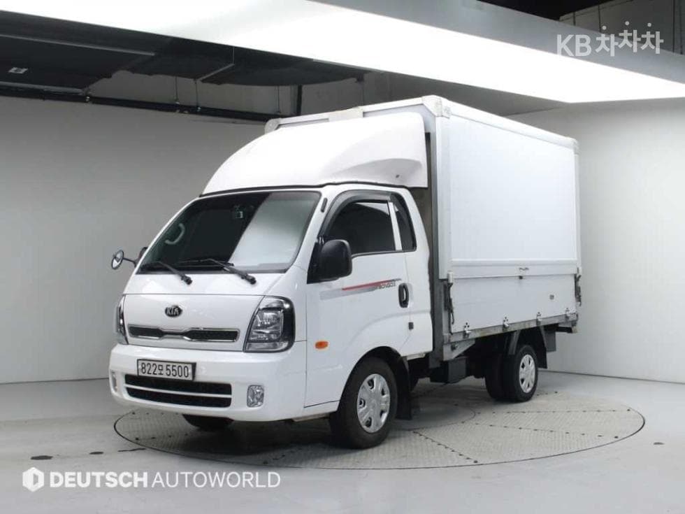 Киа The New (фейслифт) Бонго 3 (лек) Box Truck 1 тон 표준형 Королевска кабина Удължено междуосие L - Image 1