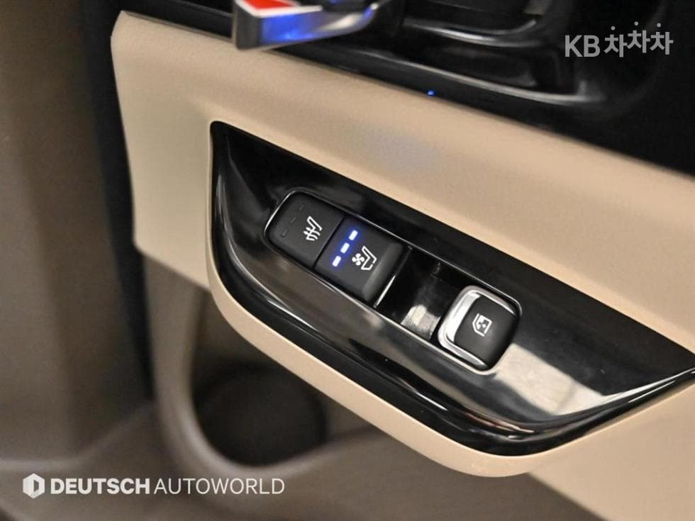 Киа Канивал 4-то поколениеВисок Лимузин (Канивал) G3.5 GDI 7-местен (Лимузин) Signature - 16