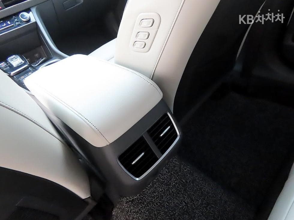 Хюндай Соната (DN8)1.6 T Inspiration - 17