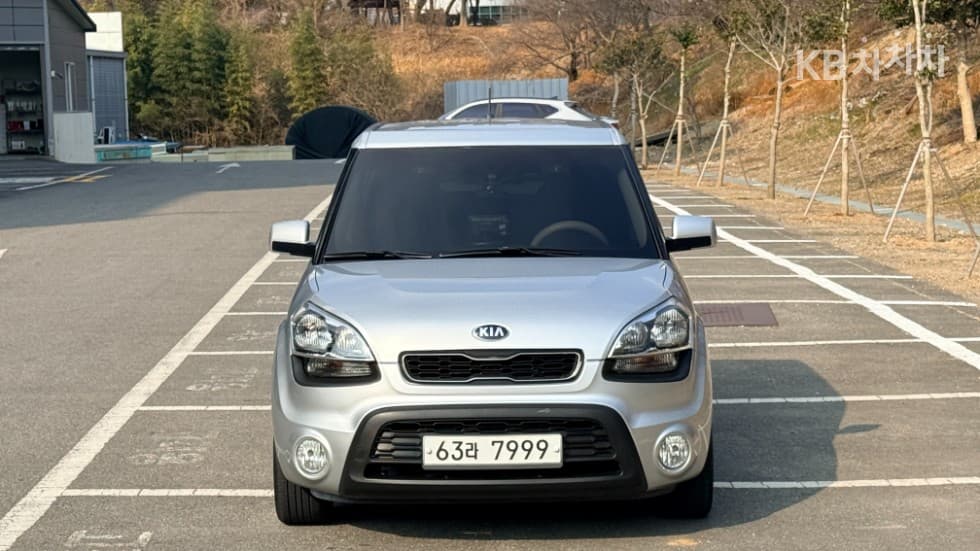 Киа Soul Дизел 1.6 Лукс Стандартен - Image 1