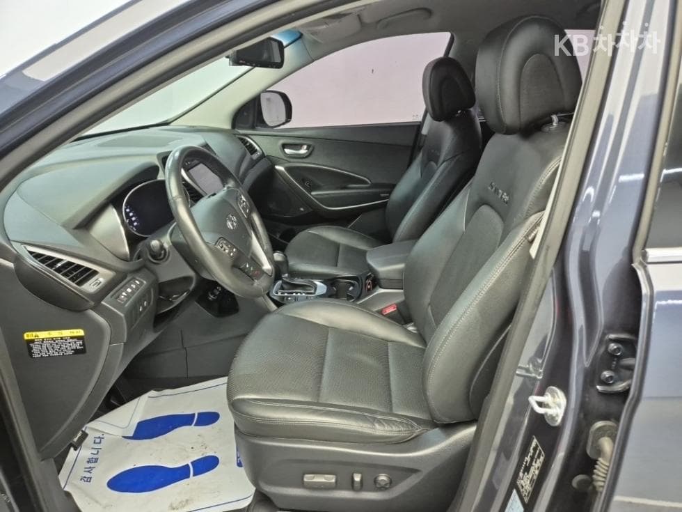 Хюндай Санта Фе The PrimeДизел Хонда R-двигател 2.0 дизел 2WD 5-местен Exclusive 기본 - 11