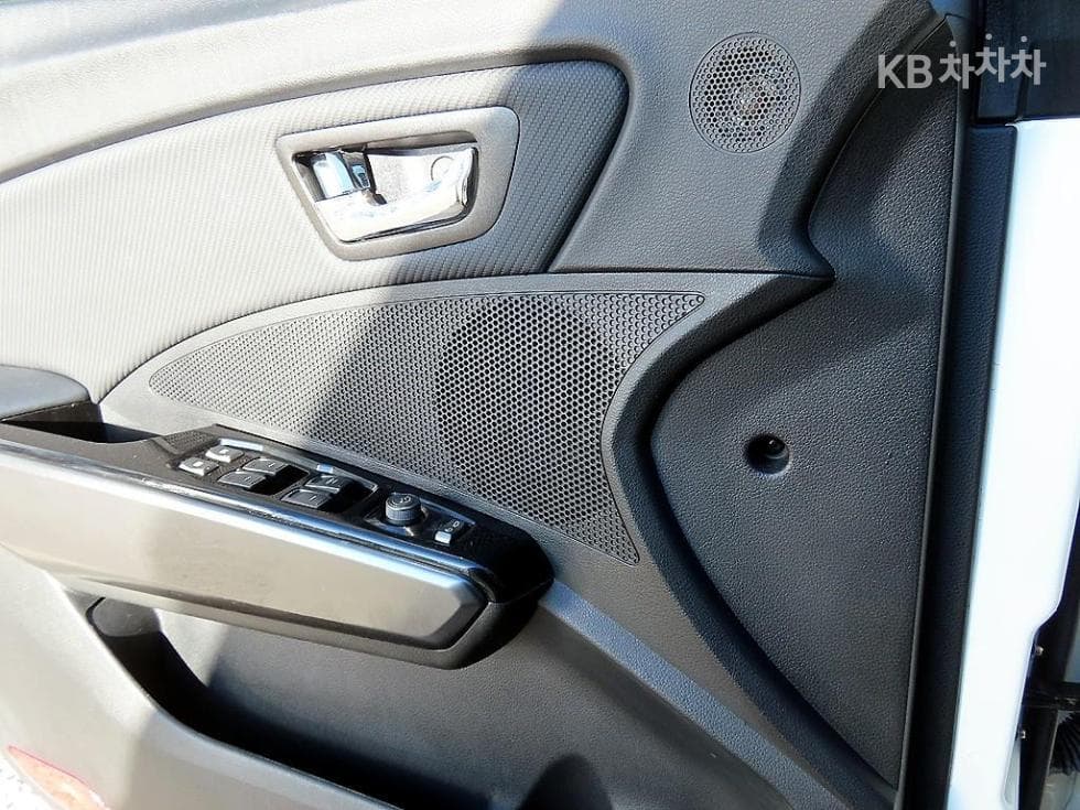 КейДжи Мобилити Тиволи Air(X150)1.5 Бензин A5 - 11