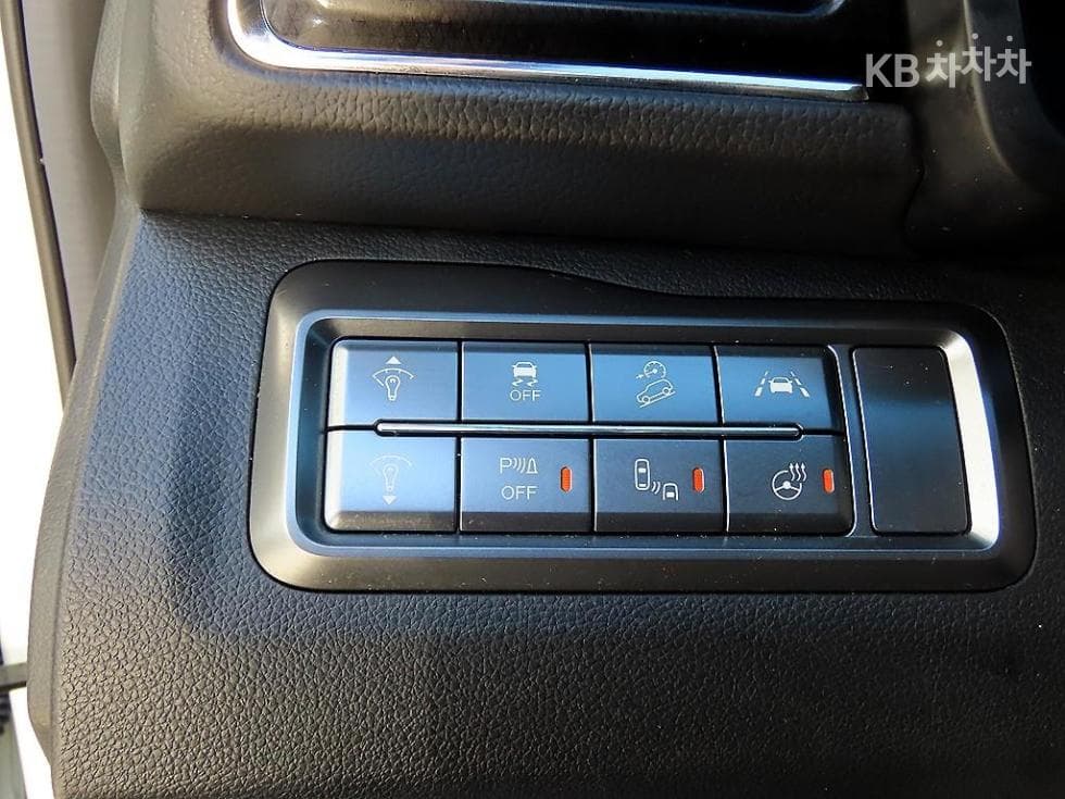 КейДжи Мобилити Тиволи Air(X150)1.5 Бензин A5 - 12