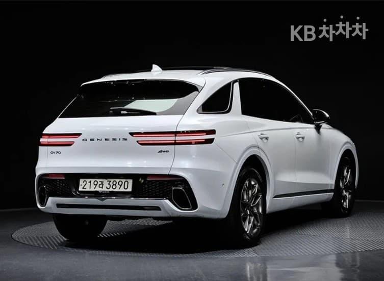 Genesis GV70Gasoline 2.5T AWD - 2