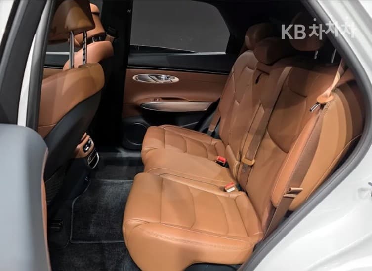 Genesis GV70Gasoline 2.5T AWD - 12