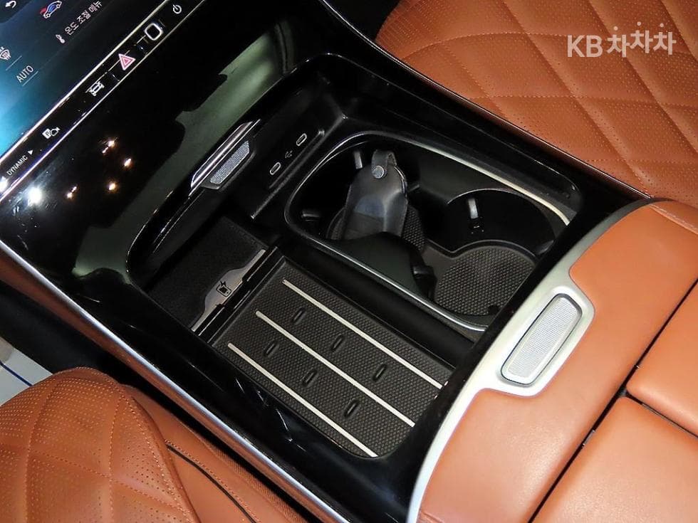 Mercedes-Benz S-Class W223S400d 4Matic Standard - 13