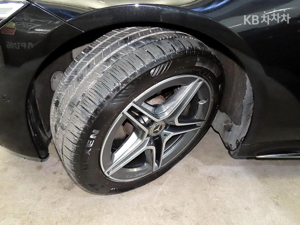 Mercedes-Benz S-Class W223S400d 4Matic Standard - 20