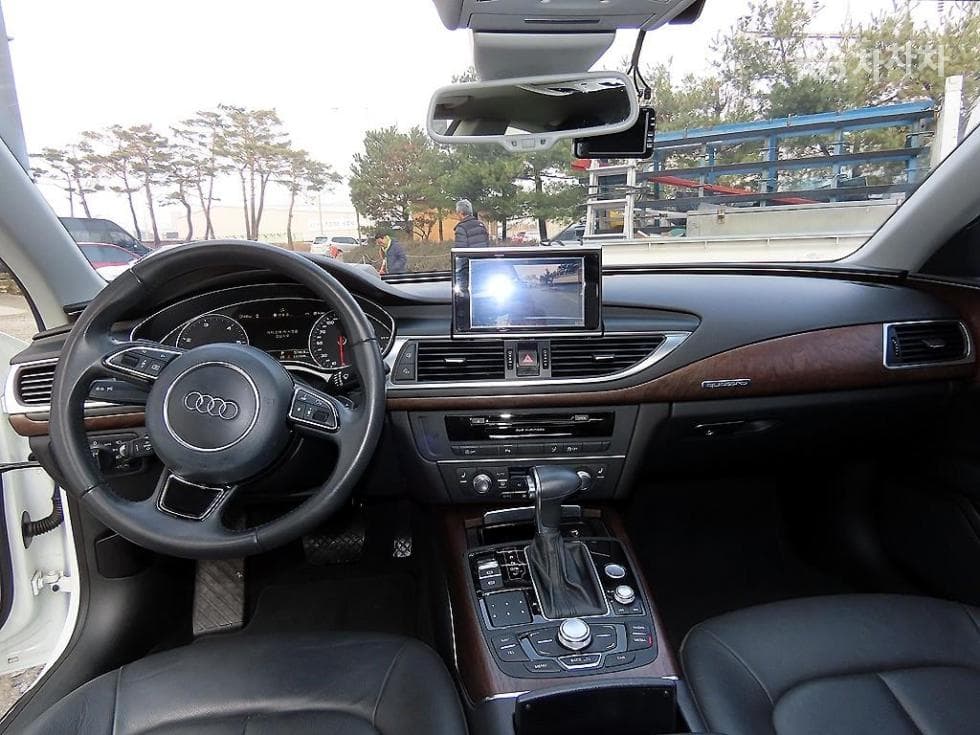 Audi A73.0 Turbo Diesel Injection 콰트로 Dynamic - 7