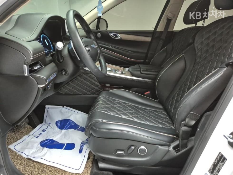 Genesis GV802.5 Turbo Gasoline AWD - 11