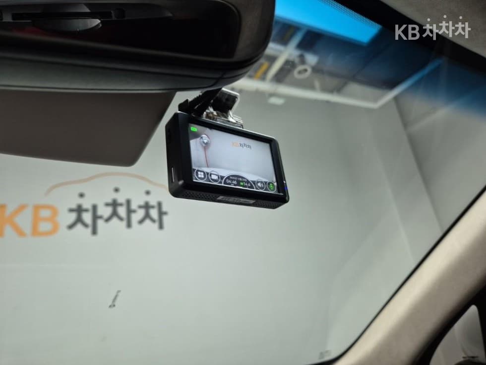 Genesis GV802.5 Turbo Gasoline AWD - 17