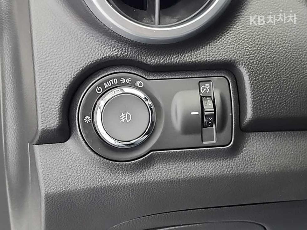 Джи Ем Корея Chevrolet Trax1.4 LT 레더패키지 - 17