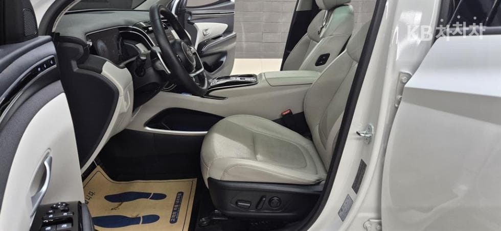 Hyundai The All New Tucson(NX (Lexus SUV)4)Gasoline 1.6T 2WD Inspiration - 17