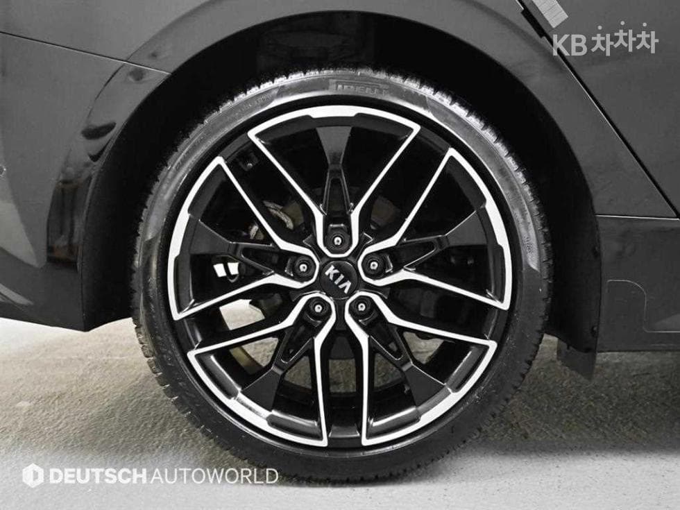 Kia K5 3rd Gen1.6 Gasoline Turbo Signature - 5