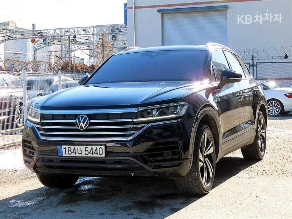 Volkswagen Touareg 3rd Gen3.0 Turbo Diesel Injection Premium - 2